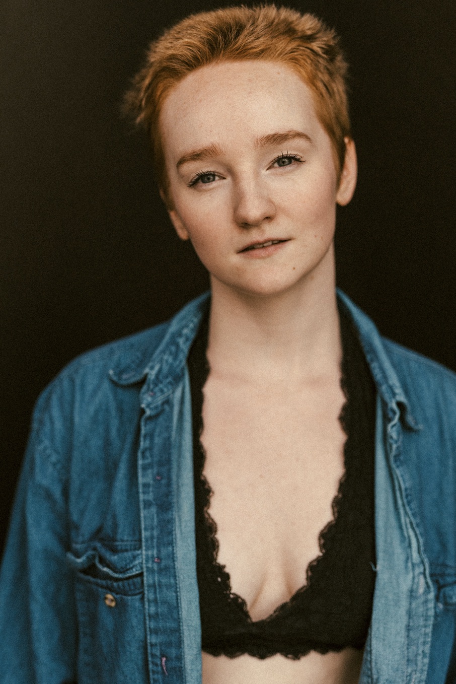 Ellie headshot portrait